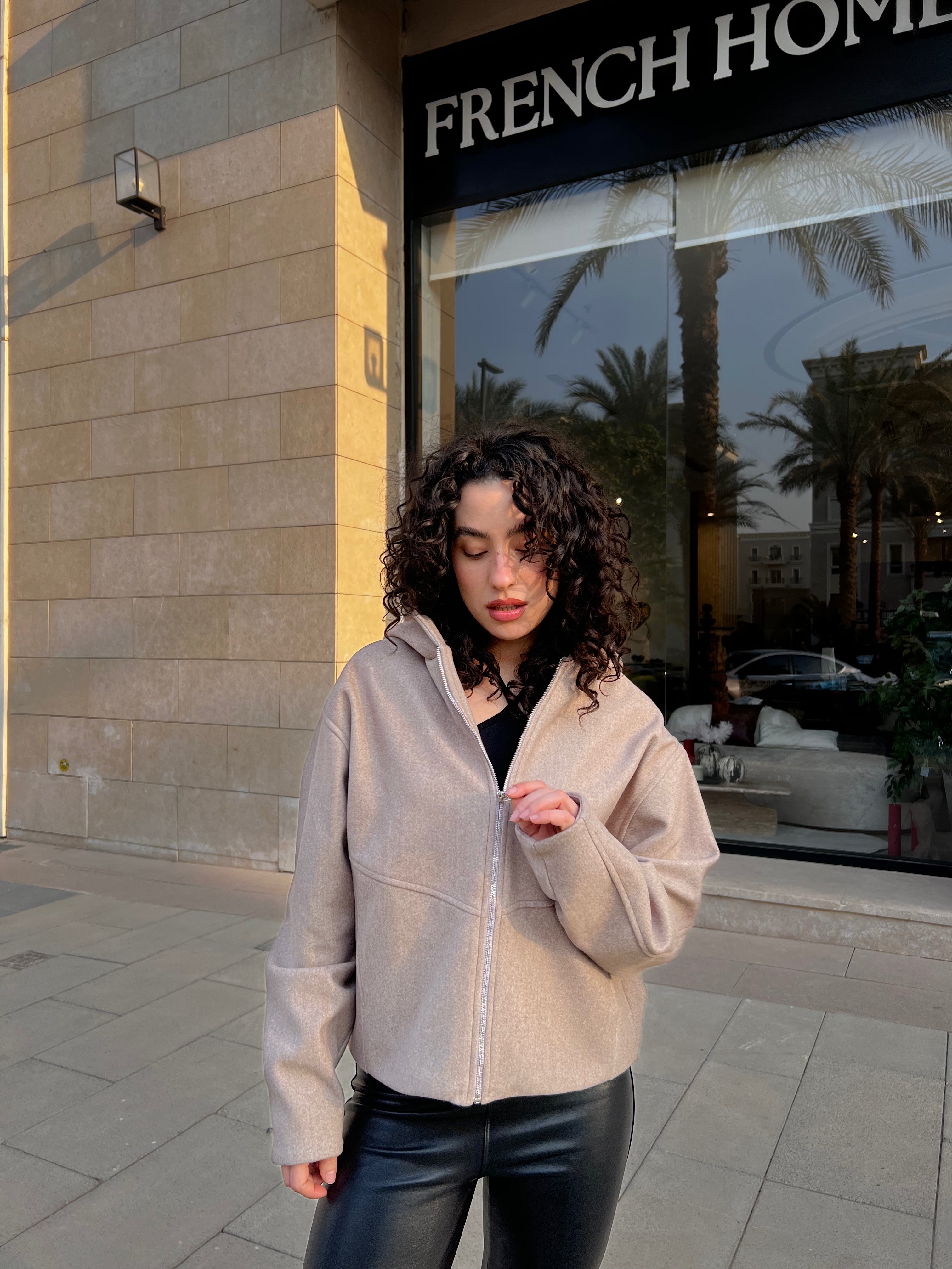 Snug Oversized In Taupe