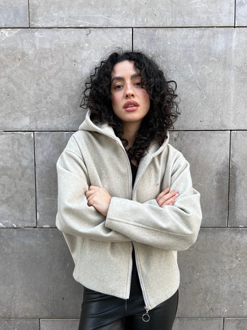 Snug Oversized In Greish Beige